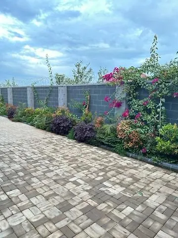 Oasis Villa Home カンパラ