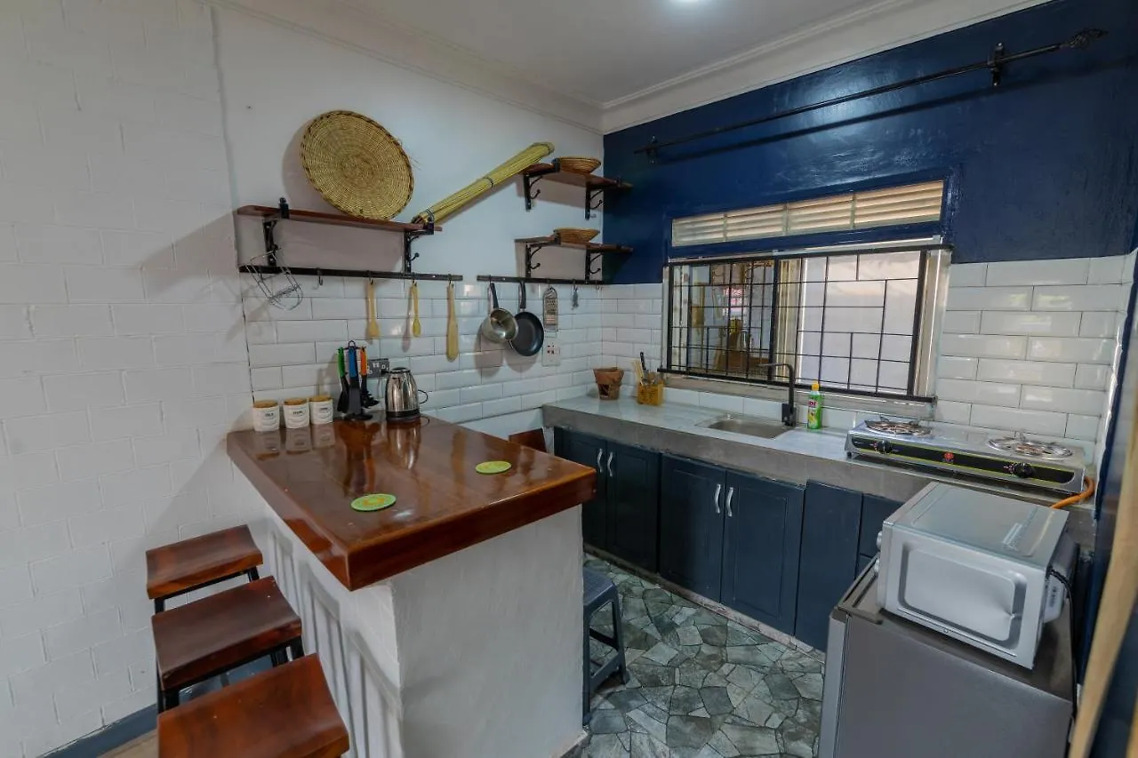 Oasis Villa Home カンパラ
