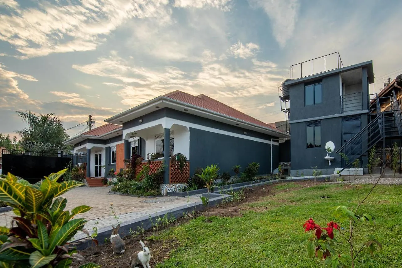 Oasis Villa Home カンパラ ウガンダ